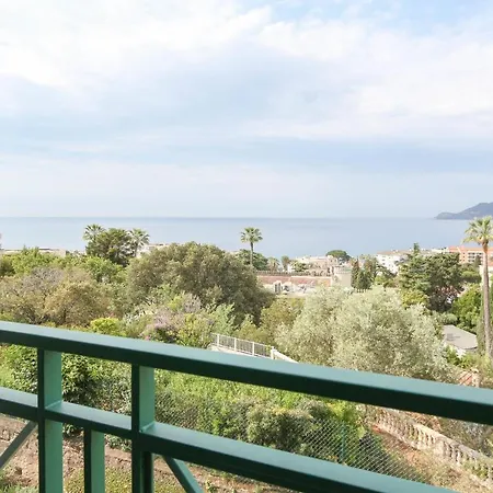 Apartment With Ac Terrace Sea View Swimming Pool Parking -benakey *