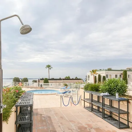 With Ac Terrace Sea View Swimming Pool Parking -benakey Apartment