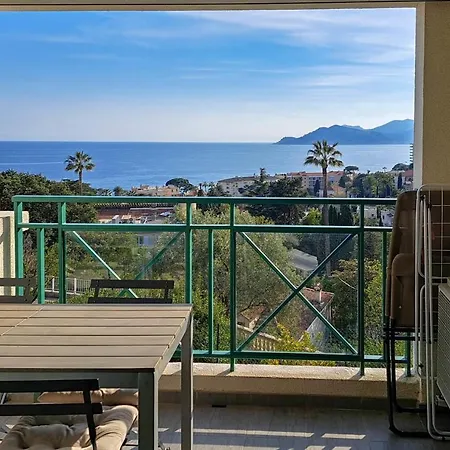 Apartment With Ac Terrace Sea View Swimming Pool Parking -benakey