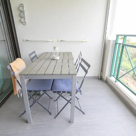 With Ac Terrace Sea View Swimming Pool Parking -benakey *